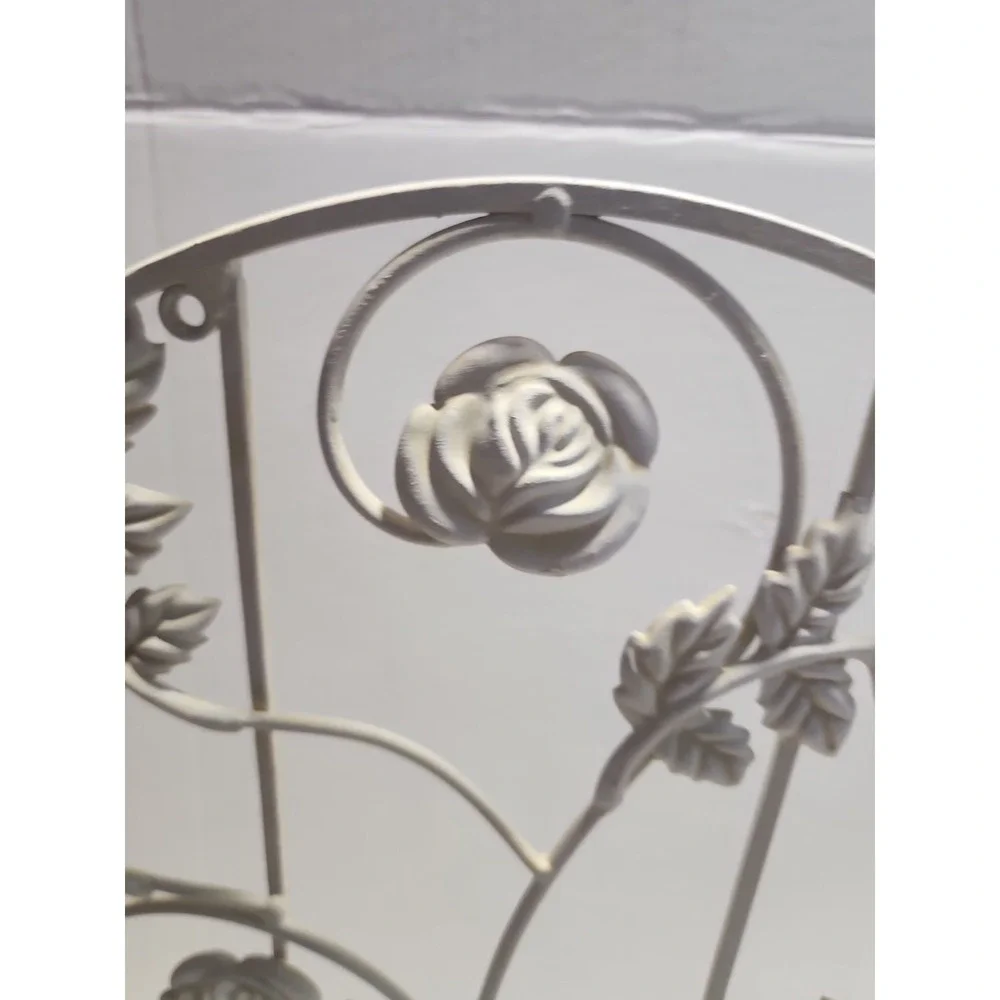 Vtg Metal Wrought Iron Wall Hanging Shelf Floral Decor Beige Distressed 19 in.